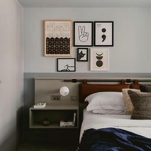 Kamer met een King Size Bed